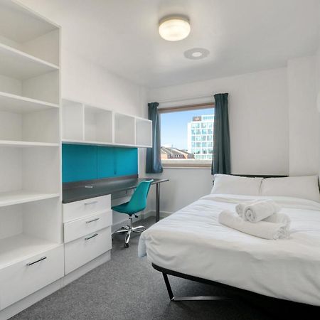Bright & Central Room In Luton, Sleeps 2 Luton  Exterior photo